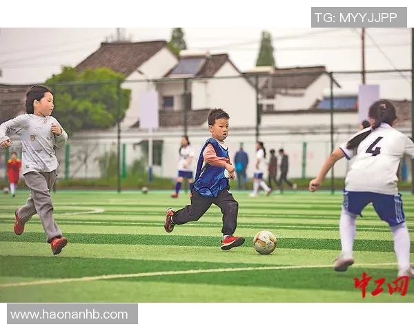 喷子踢足球的奇妙旅程从球场到网络引发的热议与思考
