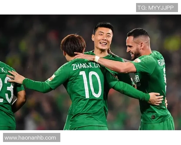 李磊专访：从青涩少年到足球明星的成长之路回顾